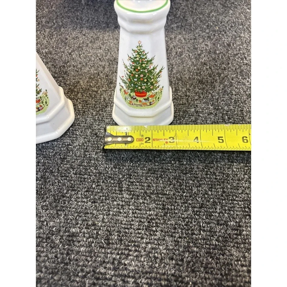 Vtg~Pfaltzgraff~Christmas Heritage~Salt & Pepper Shakers~IOB